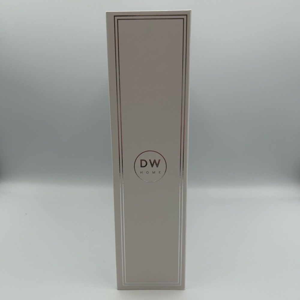 *New* DW Home Spa Day 12 Relaxing & Fragrant Scented Candles (Hand Poured Wax) - Picture 12 of 16